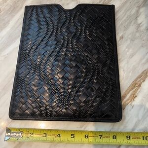NWT Cole Haan Genevieve Tablet Sleeve Woven Leather
